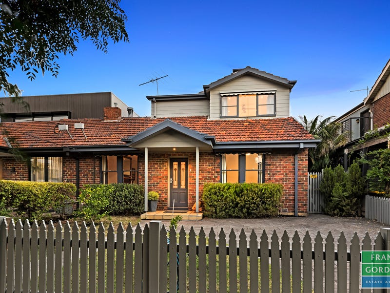 24 Sandridge Avenue, Port Melbourne, VIC 3207
