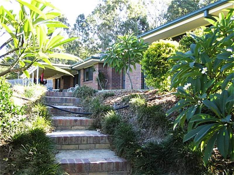 4 Carl Street, Oxenford, QLD 4210