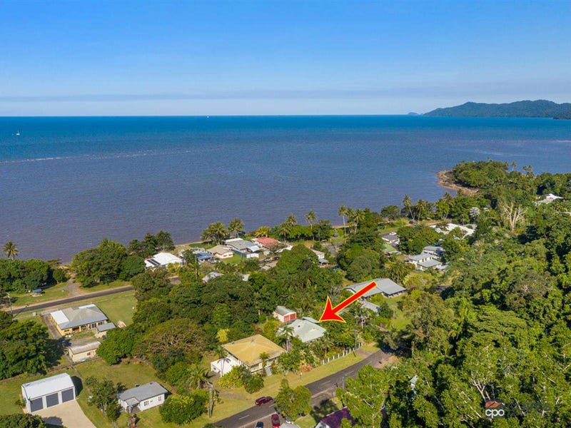 4A Maud Street, Flying Fish Point, QLD 4860