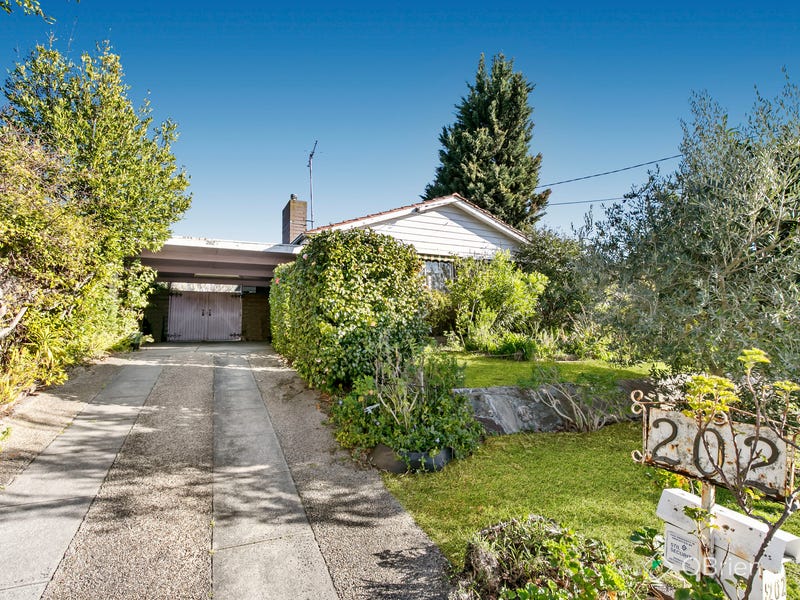 202 Skye Road, Frankston, Vic 3199 Property Details