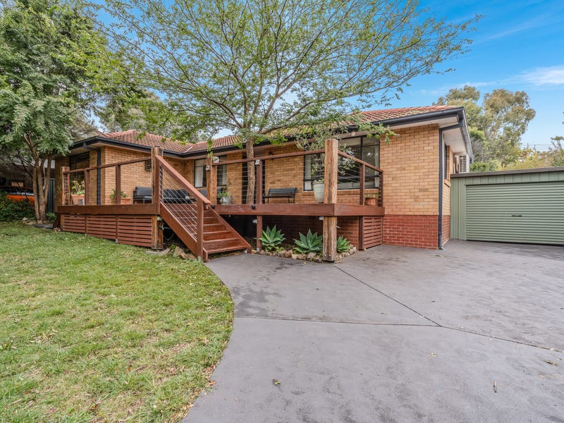 17 Grayson Street, Hackett, ACT 2602 Property Details