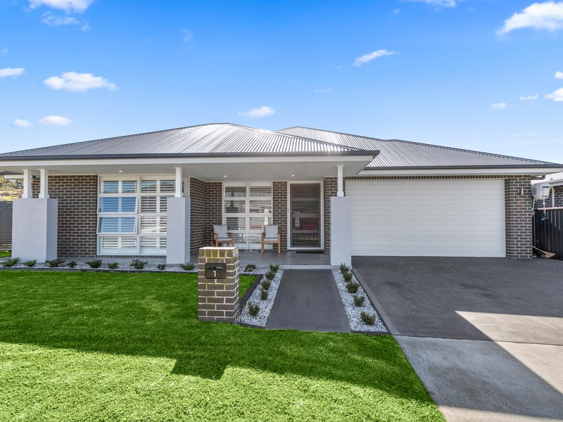 1 Bartlett Crescent, Calderwood, NSW 2527 Property Details