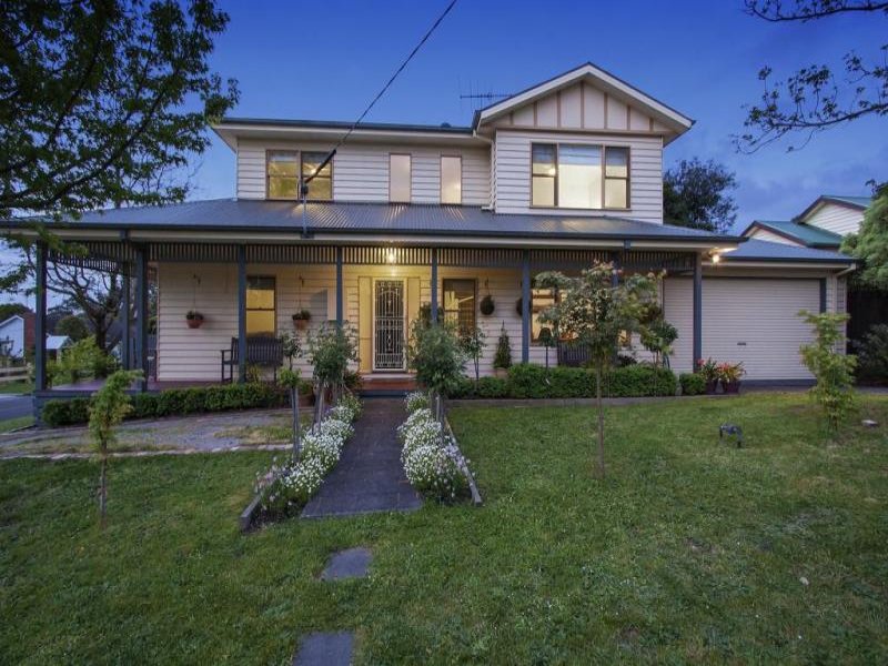 1 Russet Road, Ringwood East, VIC 3135