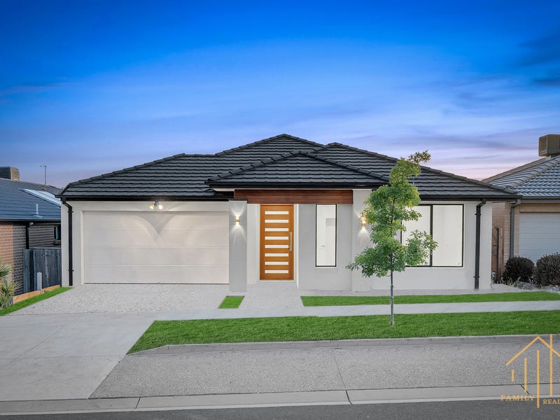 222 Pink Hill Boulevard, Officer, VIC 3809