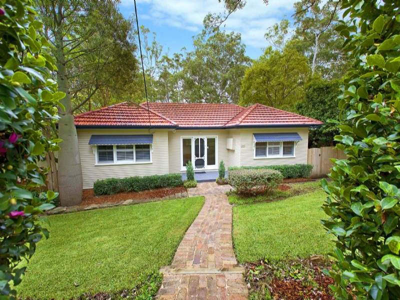 36 Stuart Avenue, Normanhurst, NSW 2076