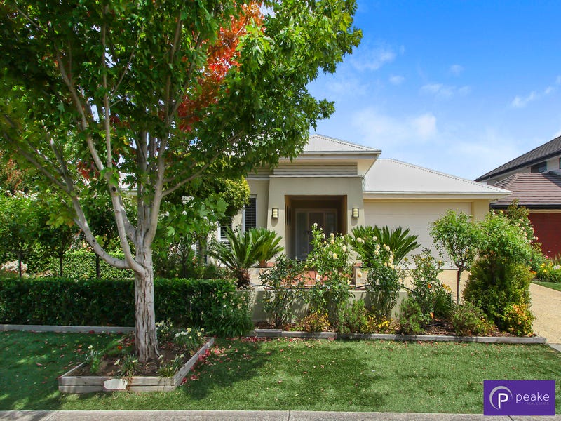 11 Chase Boulevard, Berwick, Vic 3806 Property Details