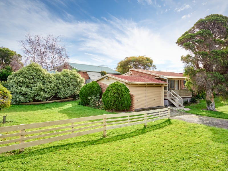 206 Eastbourne Road, Rosebud, VIC 3939