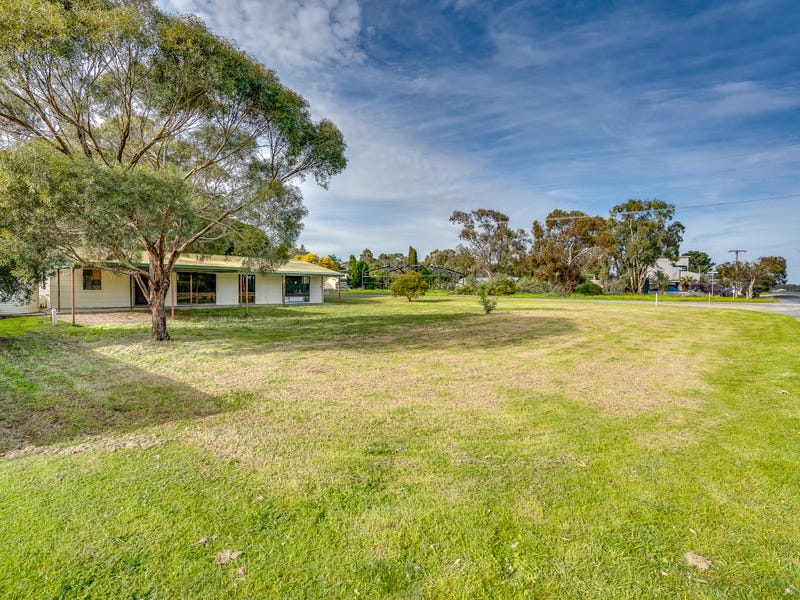 9 Clayton Street, Clayton Bay, SA 5256
