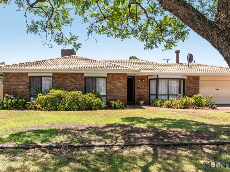 21 Regal Drive, Thornlie, WA 6108 Property Details