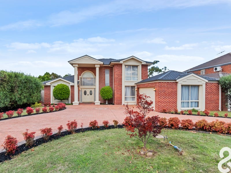 10 Murchison Avenue, Taylors Lakes, VIC 3038