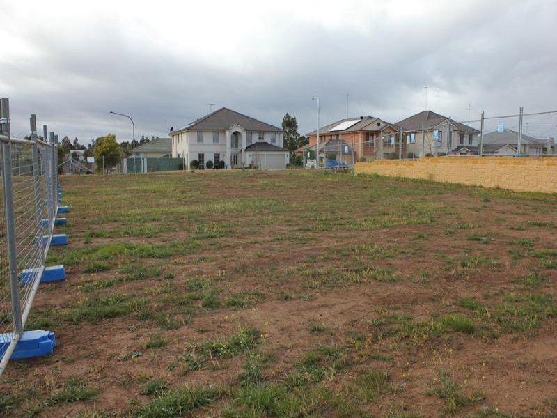 16 Branksome Way, Glenmore Park, NSW 2745