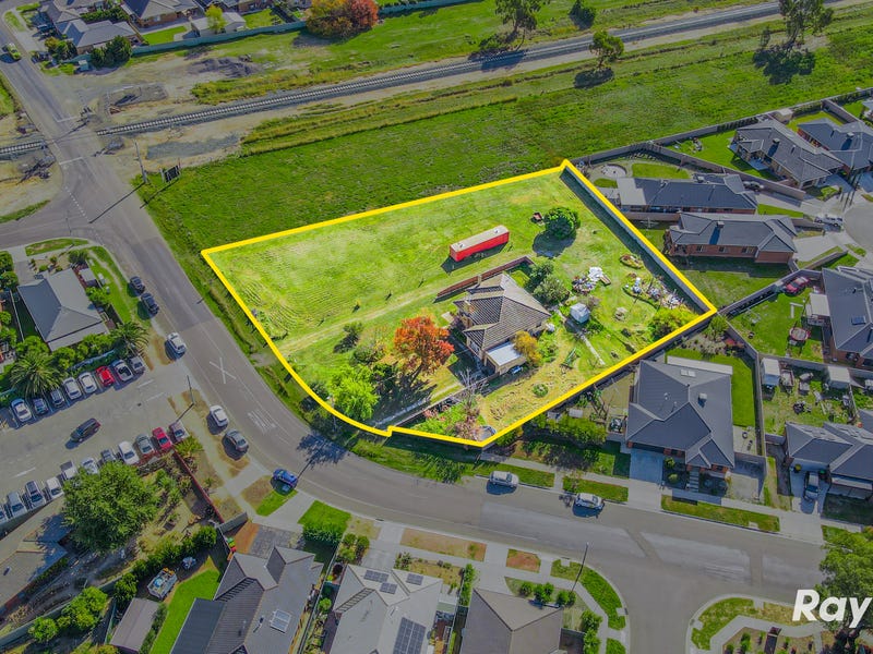 135 Ironstone Road, Epsom, Vic 3551 Property Details