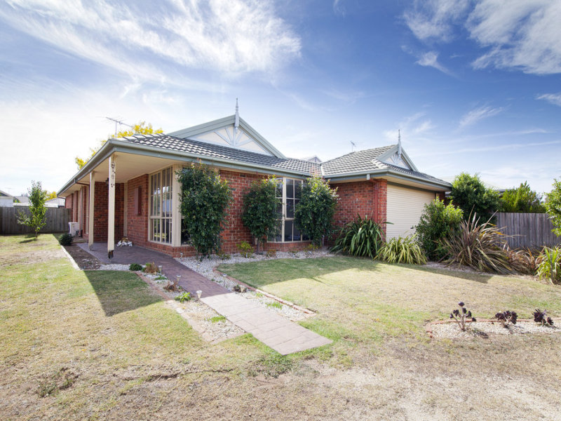 12 Sherwood Grove, Lara, VIC 3212