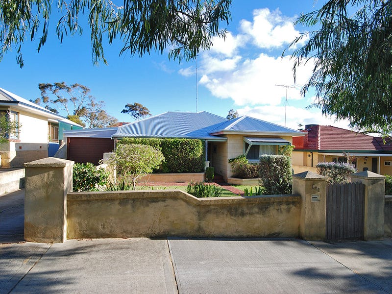 141 Samson Street, White Gum Valley, WA 6162