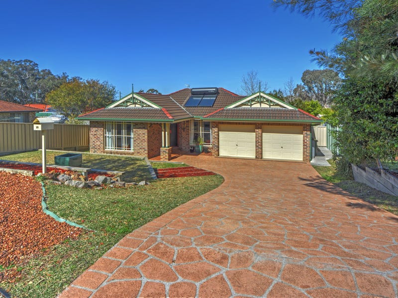 25 Lydon Cres, West Nowra, NSW 2541