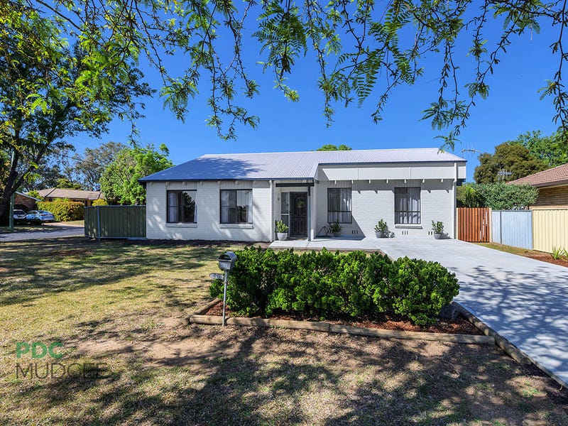 1 Cedar Avenue, Mudgee, NSW 2850 Property Details