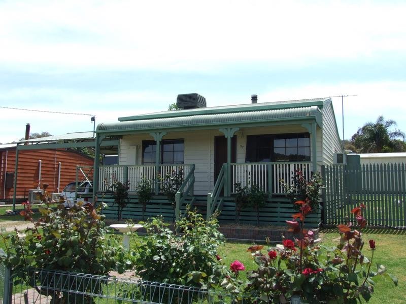 Property 112146251, Glenrowan, Vic 3675 Property Details