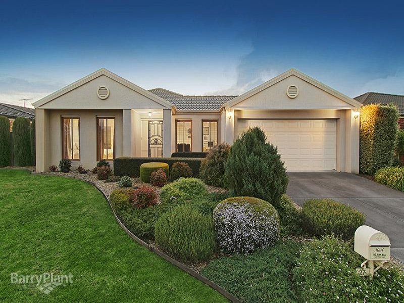 27 Marsh Grove, Berwick, VIC 3806