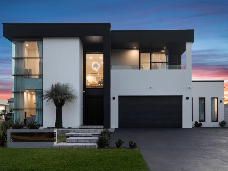 50 Cogrington Drive, Harrington Park, NSW 2567