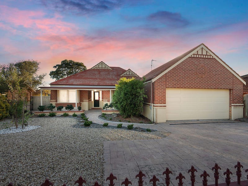 190 South Valley Road, Highton, VIC 3216