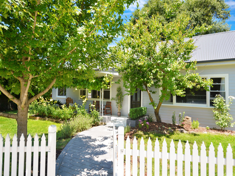 64 Old South Road, Bowral, NSW 2576 Property Details