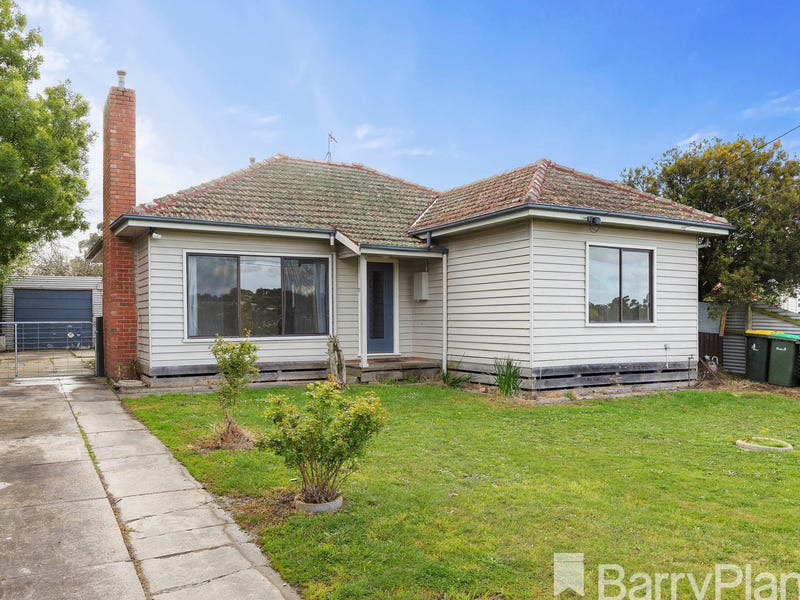 16 Orion Street, Sebastopol, Vic 3356 Property Details
