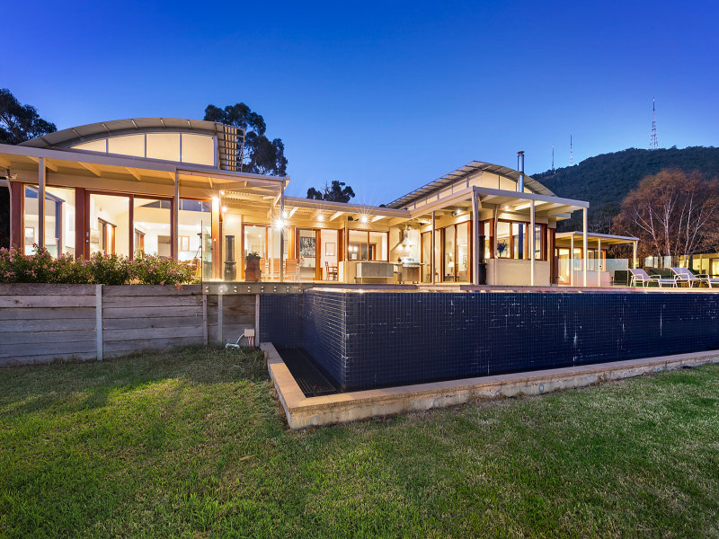 175 Sheffield Road, Montrose, Vic 3765 Property Details