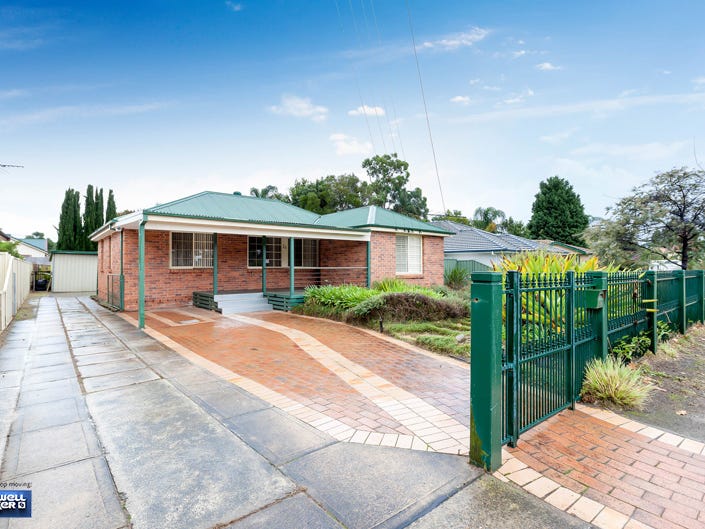28 Gemas Street, Holsworthy, NSW 2173 Property Details