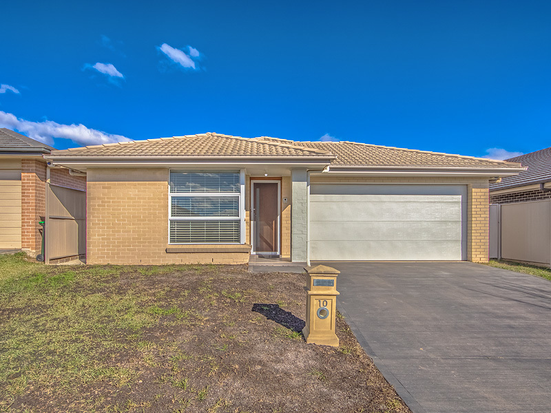 10 Danvers Road, Spring Farm, NSW 2570
