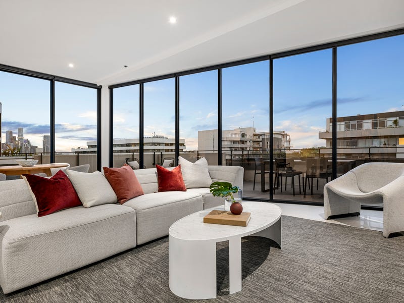 Real Estate & Property for Sale in Kensington, VIC 3031 (+1 location