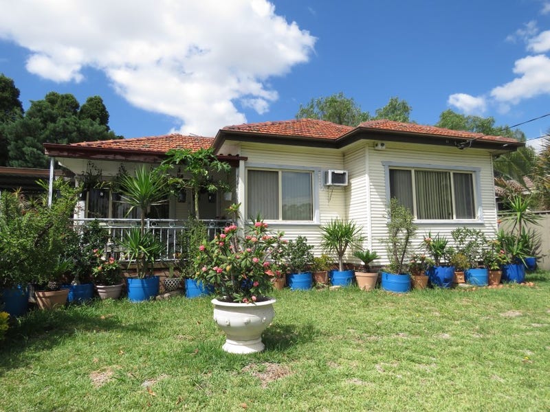 2 Jackson Place, Cabramatta West, NSW 2166