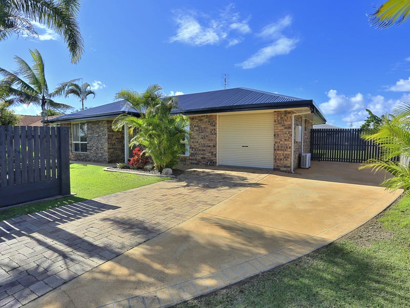 68 Hansen Street, Urangan, QLD 4655