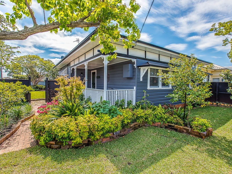 134 Stewart Avenue, Hamilton South, NSW 2303