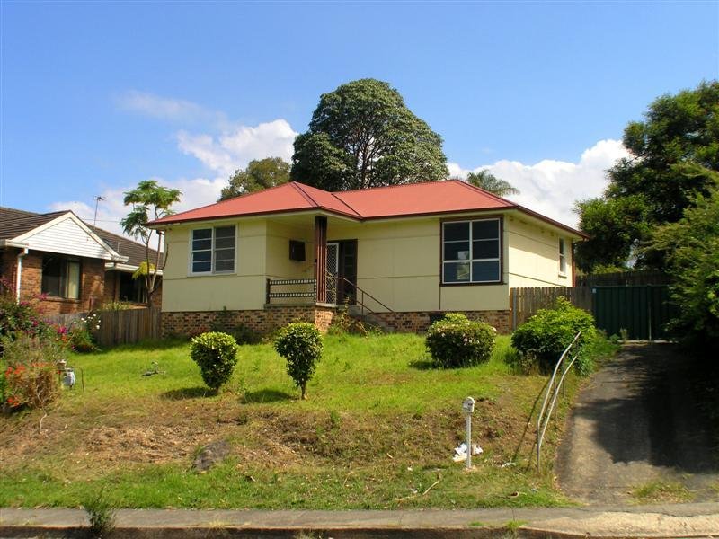 74 Central Rd, Unanderra, NSW 2526 Property Details