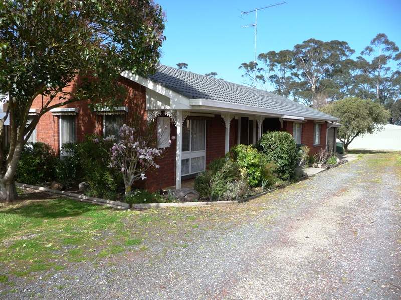 88 Longwarry Road, Drouin, Vic 3818 Property Details