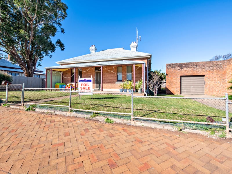 17 Maughan Street, Wellington, NSW 2820 Property Details