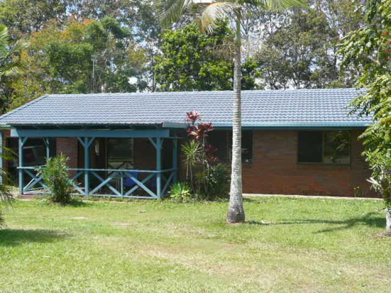 4 Ku Ring Gai Ct, Kuluin, Qld 4558 Property Details