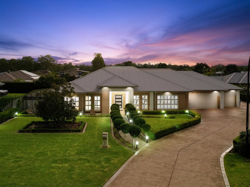 3 Pine Valley Crescent, Luddenham, NSW 2745 - Property Details