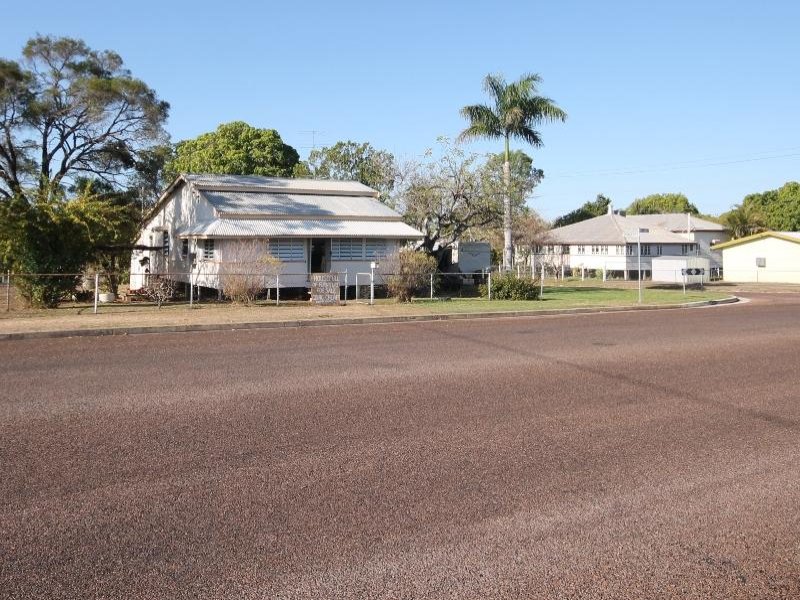 9 Mary Street, Charters Towers City, QLD 4820