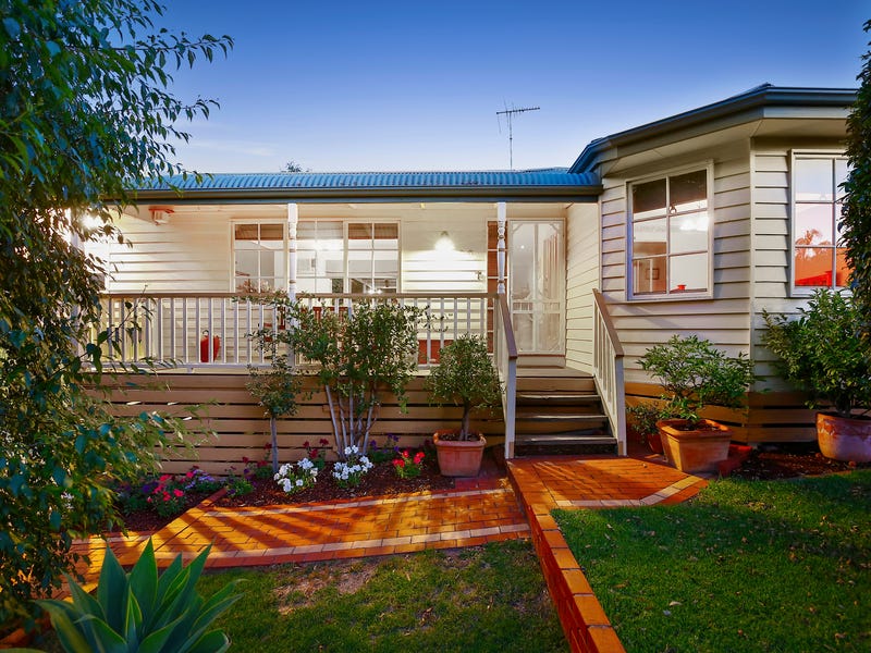 31 Bristol Crescent, Lilydale, Vic 3140 Property Details