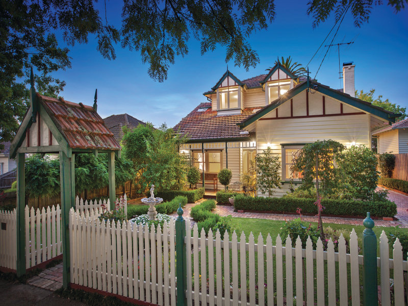 33 Dillon Grove, Glen Iris, VIC 3146