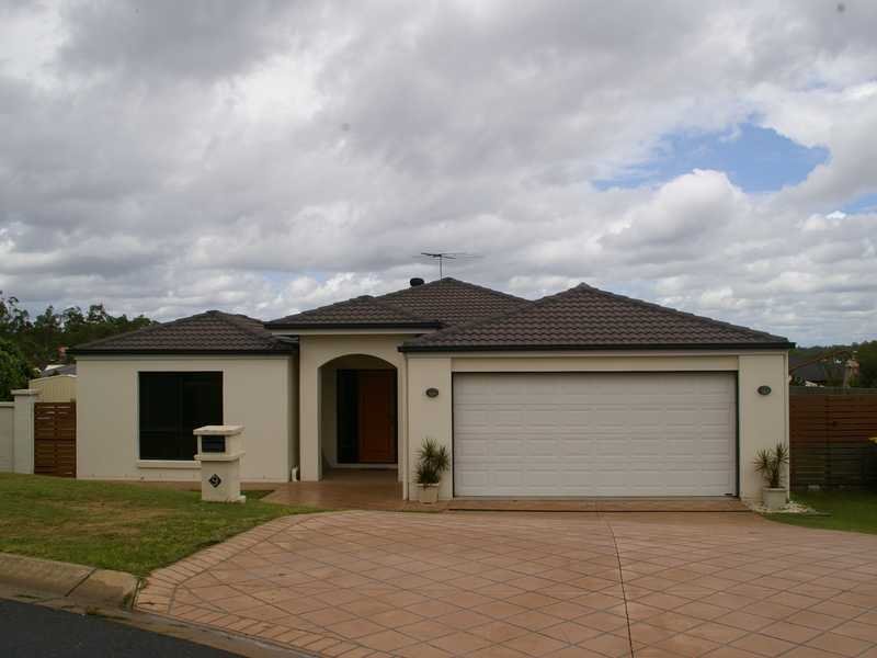 9 Bentley Court, Flinders View, QLD 4305