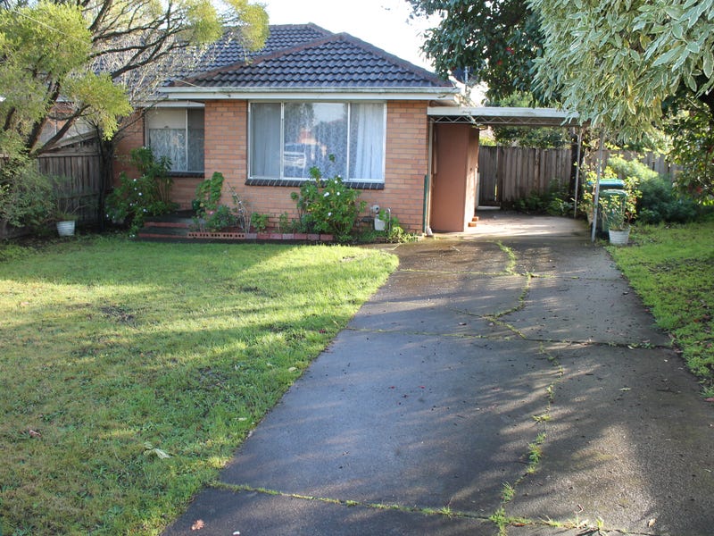 2/8 Jane Street, Berwick, VIC 3806