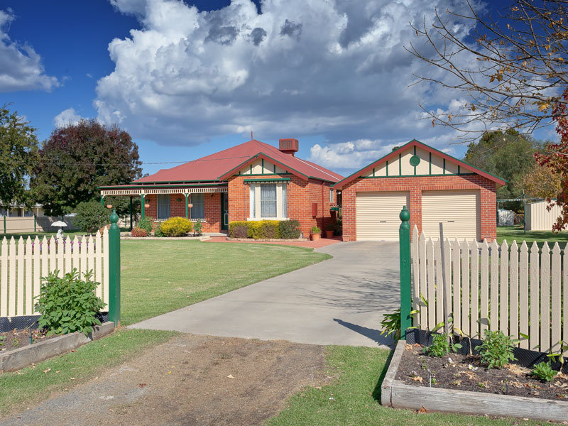 120 Victoria Street, Howlong, NSW 2643 Property Details