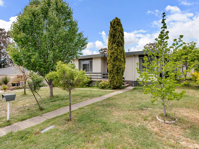 6 Fulton Street, Macquarie, ACT 2614 Property Details