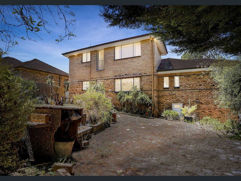 77 Rostrevor Parade, Mont Albert North, VIC 3129