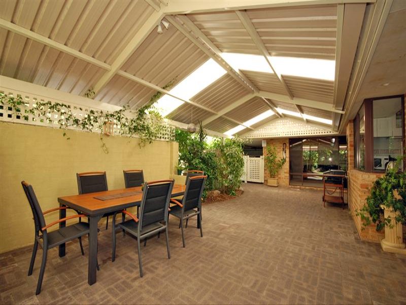 589 Beach Road, Warwick, WA 6024 Property Details