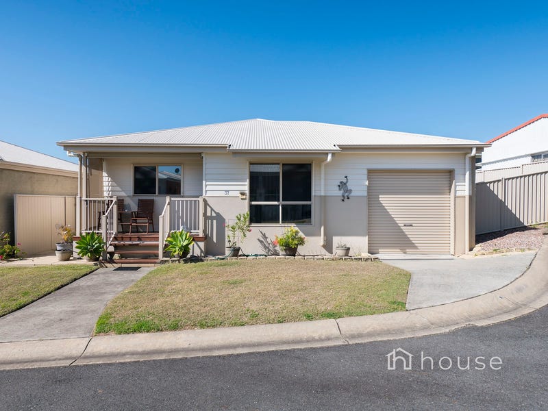 37/45 Sealy Street, Silkstone, Qld 4304 Property Details