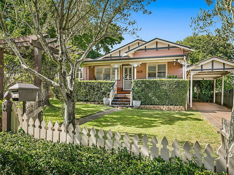 10 Dunmore Street, East Toowoomba, QLD 4350