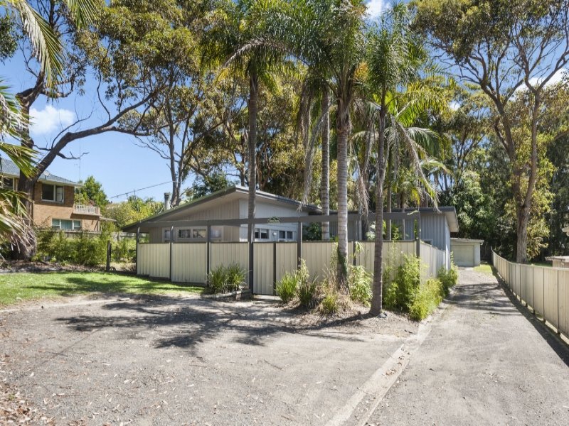 25 Golf Ave, Mollymook, NSW 2539 Property Details